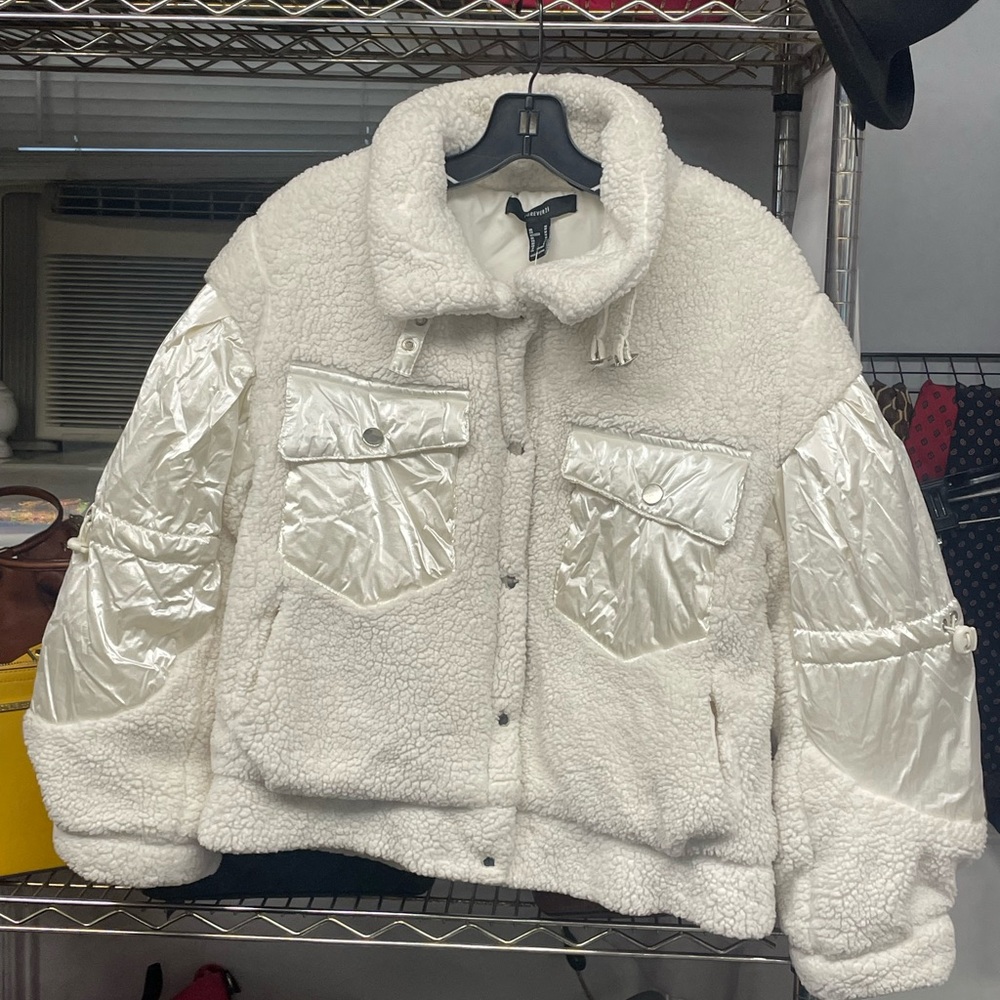 Women's White Sherpa Jacket(teddy)🔥